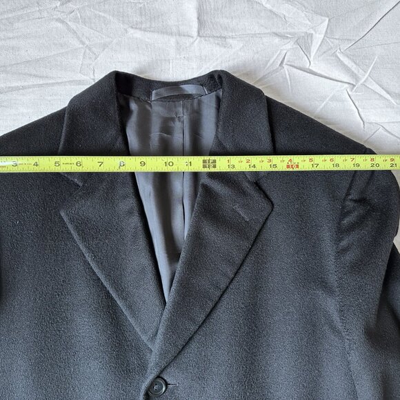 Loro Piana for Nieman Marcus Cashmere Full Length Black Overcoat (Men's 38-39R) - Picture 4 of 9